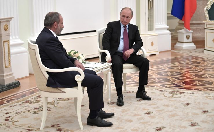 В Кремле рассказали, что обсудят Путин и Пашинян 12 октября в Москве