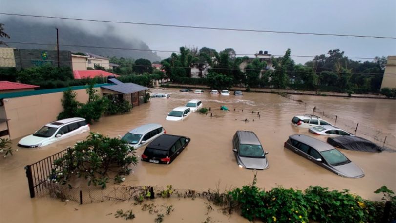 Floods, landslides kill more than 150 in India and Nepal