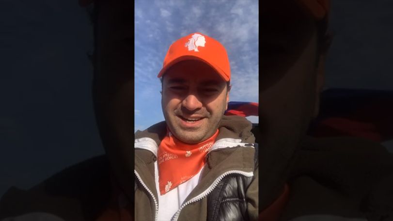 Երգիչ Մհեր Արմենիան Շուռնուխից ոտքով գալիս է Երևան