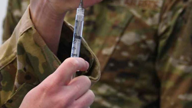 Փաստաբան. Զինվորականներին ժամանակ են տվել՝ կամպ պետք է պատվաստվեն, կամ զեկուցագիր գրեն