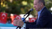 Erdogan says Armenia should mend ties with Azerbaijan if it wants better relations with Ankara