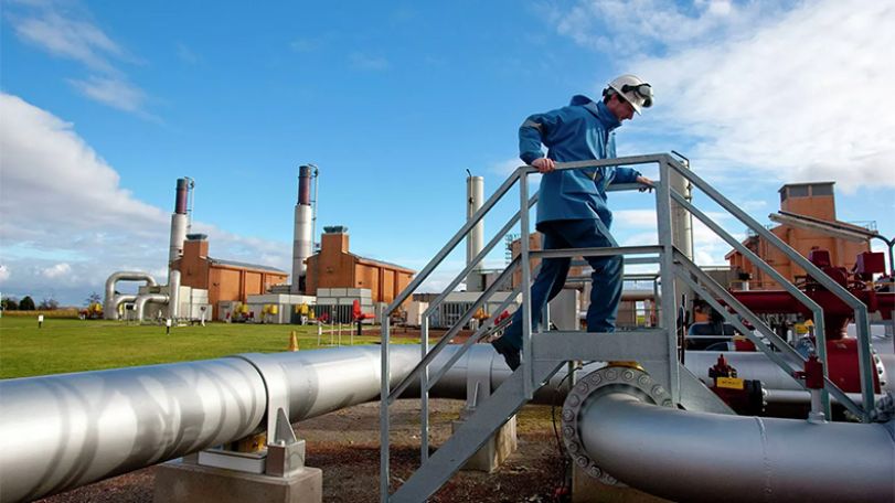 Цена фьючерсов на газ в Европе выросла на 8%, до 960 долларов за тысячу кубометров