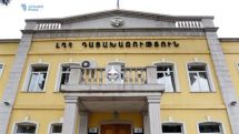 После обстрела с азербайджанской стороны на перекрестке у Шуши движение на данном участке временно перекрыто