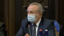Սյունիքում դպրոցների 2/3-ը մինչև 100 աշակերտ ունի. Վահրամ Դումանյան