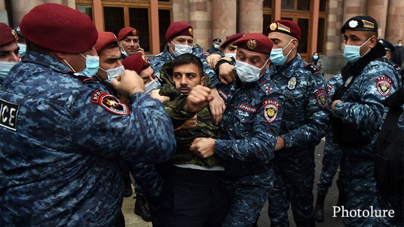 33 people taken to police stations during the rally outside the Government building