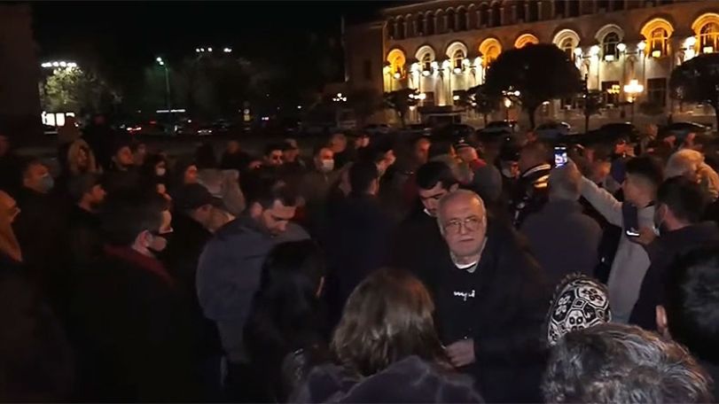 «Ինչպես տվեցին Արցախը, նույնկերպ պայմանավորված տալիս են Սյունիքը». Քաղաքացիները հավաքվել են Հանրապետության հրապարակում