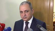 Ваге Акопян: «Почему азербайджанцы должны были отвести свои войска? Испугались нашего МО после непонятных кадровых перестановок?»