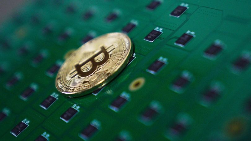 Стоимость биткоина упала на 20%, опустившись до 42 тысяч долларов