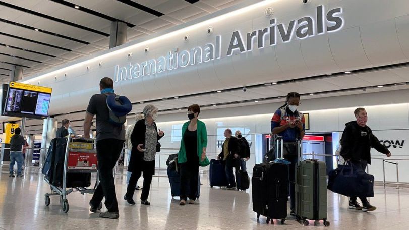 New Omicron travel rules come into force in UK