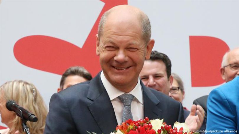 Олаф Шольц стал новым канцлером Германии, Ангела Меркель теперь простая немецкая пенсионерка
