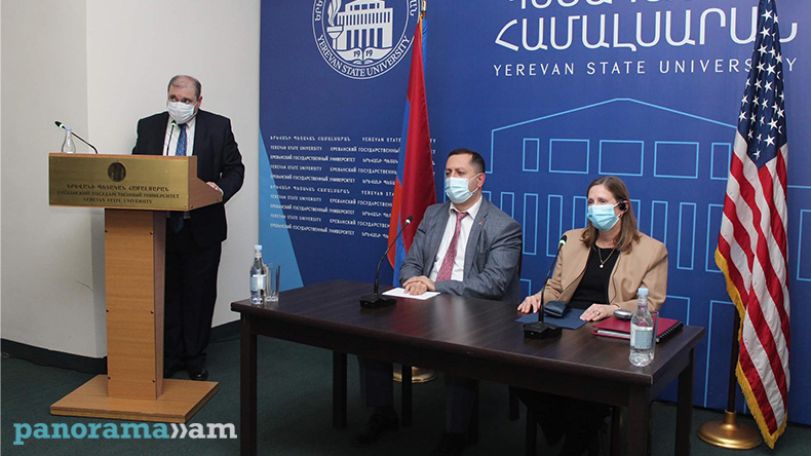 ԵՊՀ-ում բացվեց Ամերիկյան հետազոտությունների կենտրոնը