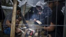 Lithuania to pay migrants to return home