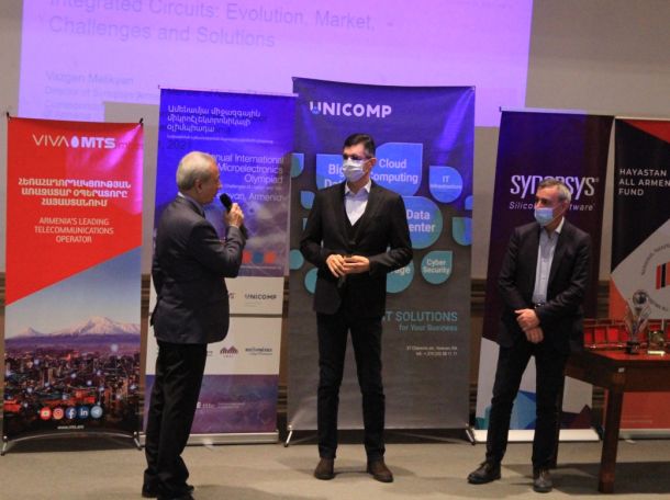 Միկրոէլեկտրոնիկայի 16-րդ ամենամյա միջազգային օլիմպիադայի հաղթողները ժամանել են Հայաստան՝ մրցանակները ստանալու