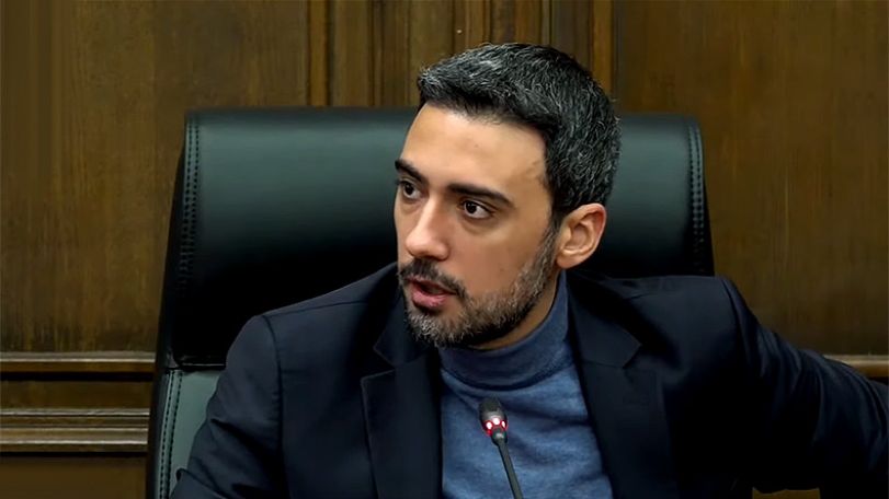 Арам Вардеванян: Интересно, автор этой статьи газета «Айкакан жаманак» или исполнительная власть?