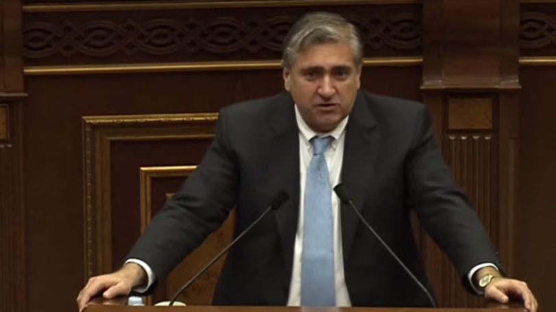 Եթե մարդիկ սկսել են ավելի լավ ապրել՝ անկախ գնաճից, ուրեմն մենք ունենք մազոխիզմի երևույթ․ Արթուր Խաչատրյան
