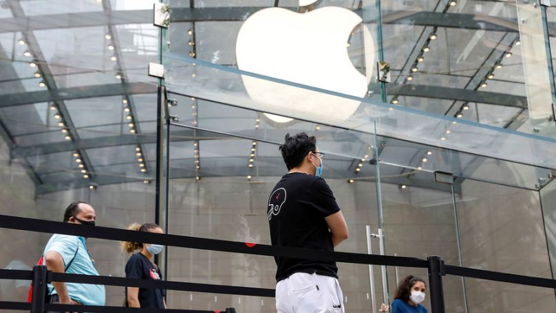 Apple closes 11 stores in New York City amid Covid surge