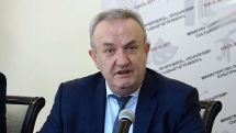 Պապիկյանը գտնվում է այնտեղ, ոչ այն պատճառով, որ ինքը կուսակցության խնդիր պետք է քննարկի, այլ որ այն իր մայր ԲՈւՀ-ն է. Դումանյան