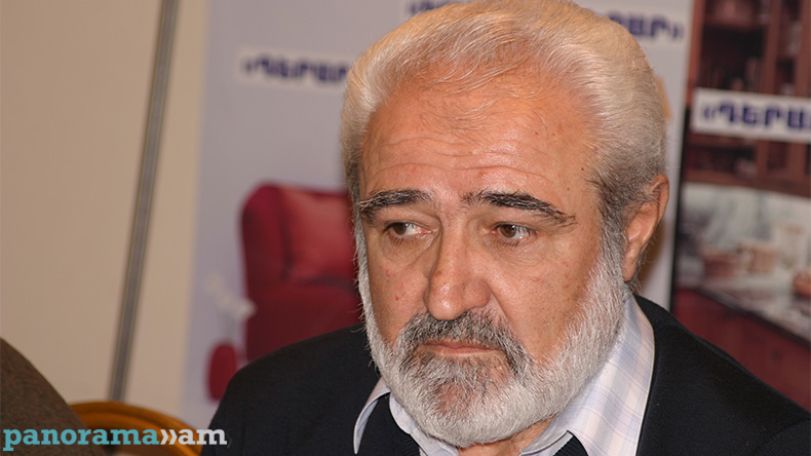 Armenian poet Razmik Davoyan passed away