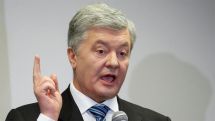 Экс-президент Украины Порошенко уснул на заседании суда об избрании ему меры пресечения