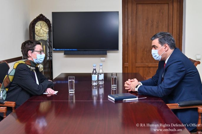 Armenian ombudsman discusses human rights issues with French ambassador