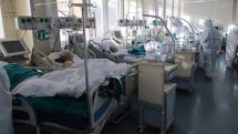 Риск попасть в больницу с «омикроном» на 75% ниже, чем при других штаммах COVID-19 – исследование