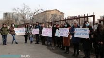 Քիմիայի գիտական կենտրոնի աշխատակիցները կառավարությունից պահանջում են կարևորել գիտությունը