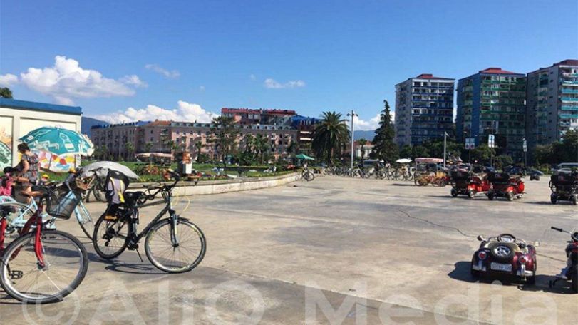 Բաթումիում թուրքական ընկերության ապօրինի կառույցներն ապամոնտաժվում են