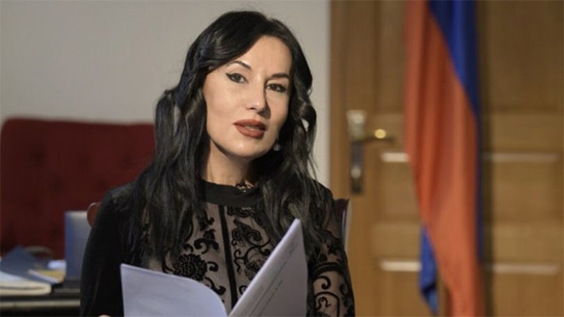 Այդ տղան չի գիտակցում, որ Բայդենը և Ջոնսոնն աղոթելուց բացի իր համար ոչինչ չեն կարող անել. Նաիրա Զոհրաբյան