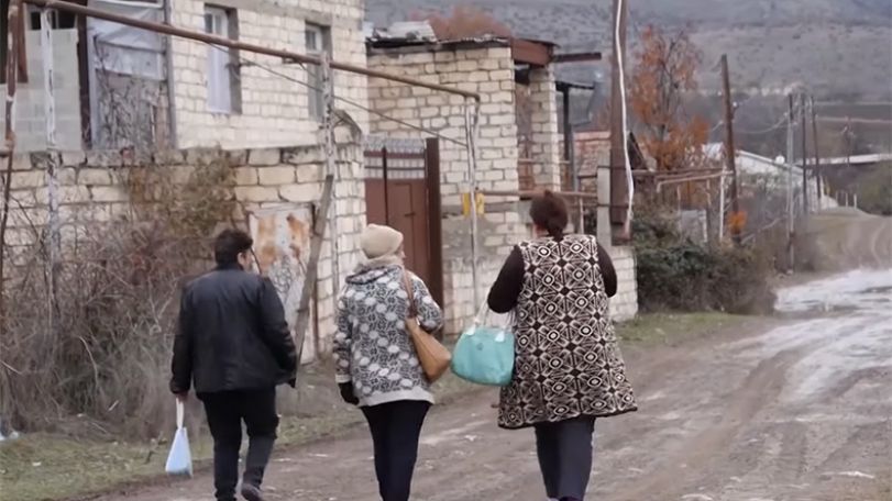 Azerbaijani soldiers threaten civilians in Artsakh's Khramort