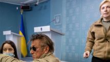 Sean Penn reportedly tests positive for Covid after returning from Ukraine