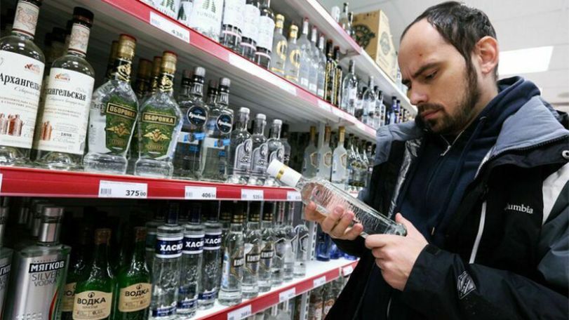 «Известия»: С российского рынка могут исчезнуть иностранные газировки и алкоголь