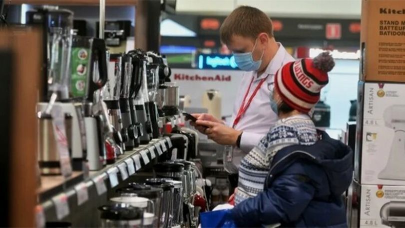 Магазины электроники в России прекратили продажу техники в рассрочку