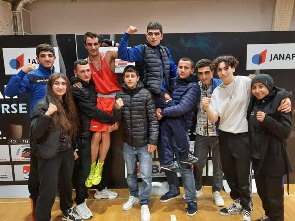 Two Armenian boxers advance to U22 European Championships final