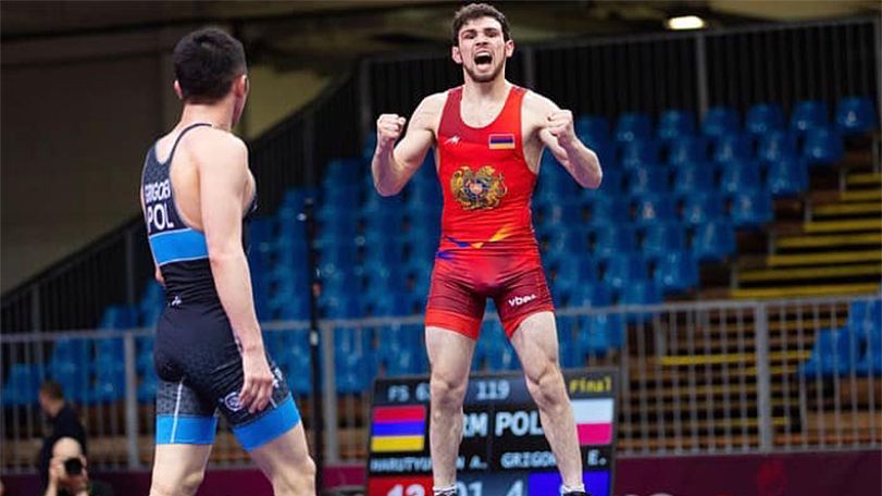 Armenian wrestlers win two medals at European Championships