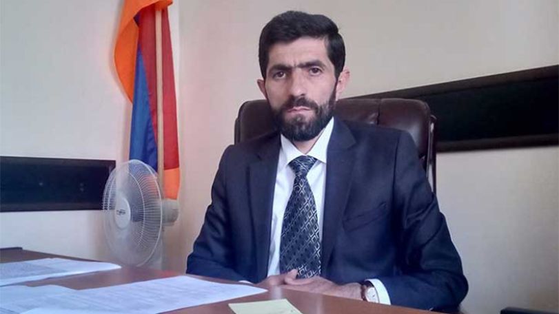 Deputy head of Yerevan administrative district steps down