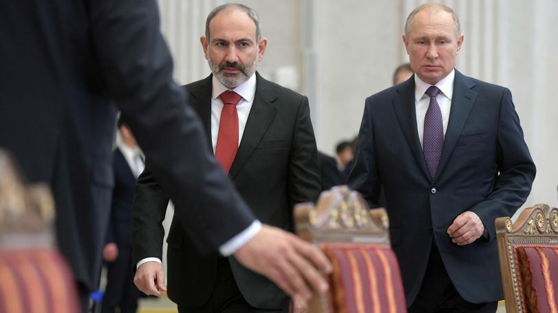 Kremlin reveals details of Putin-Pashinyan phone talk