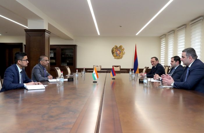 Պապիկյանն ընդունել է Հնդկաստանի դեսպանին
