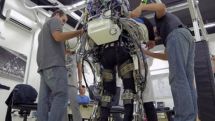 Paraplegic in robotic suit set to kick off World Cup