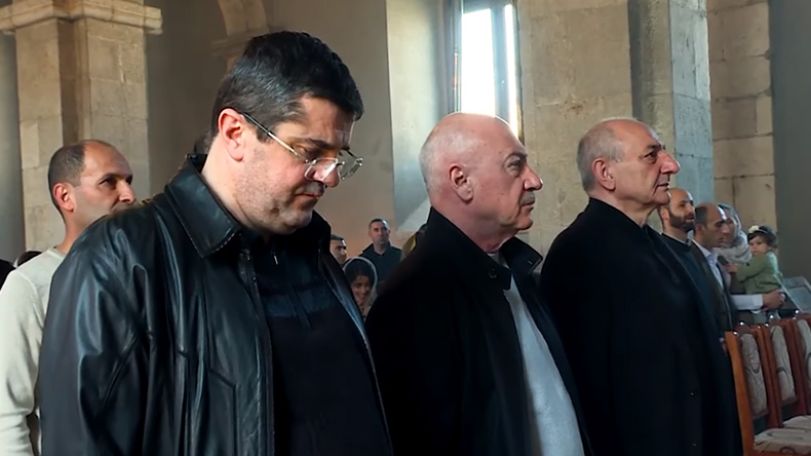 Араик Арутюнян, Аркадий Гукасян и Бако Саакян присутствовали на пасхальном богослужении в Амарасе