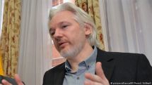 UK court approves extradition of Julian Assange to US