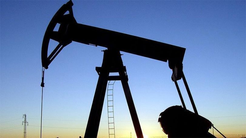 Нефть подорожала более чем на процент на данных о неожиданном снижении запасов в США