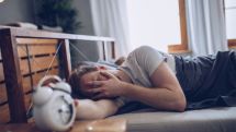 О каких болезнях сигнализирует недосып? Рассказала врач