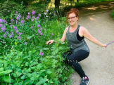 Woman sheds six stone with raw fruit diet in US
