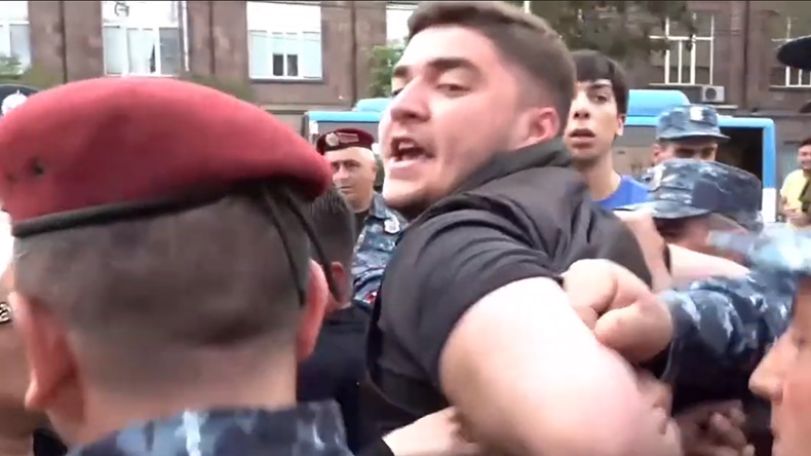Police in Yerevan detain 20 opposition activists
