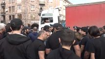 Protesters block streets in Yerevan's Shengavit district