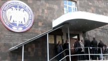 Parents of fallen soldiers insist on prosecution of Pashinyan