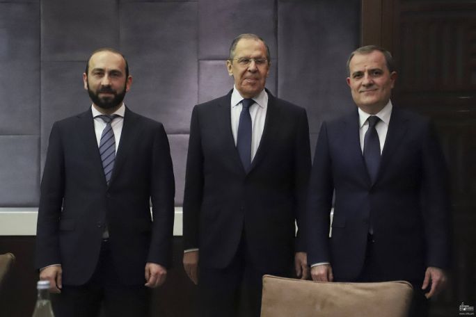 Armenian, Azeri FMs discuss agreement on normalization of bilateral relations