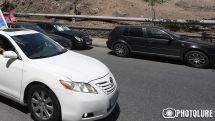Acts of civil disobedience continue in Yerevan