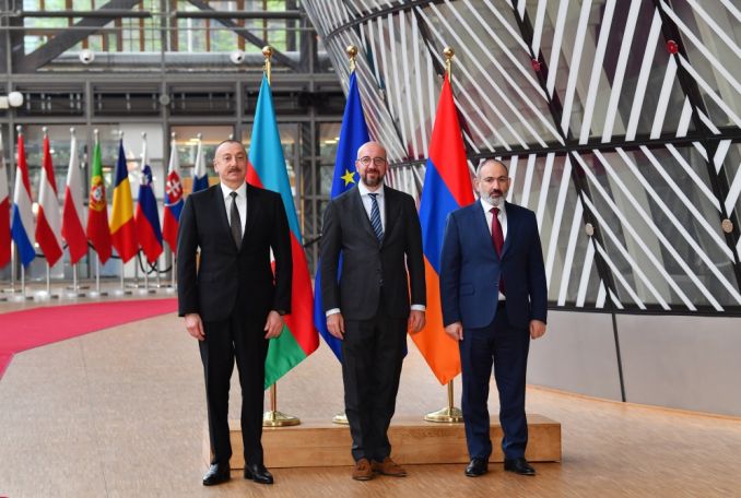 Pashinyan, Aliyev agreed to advance discussions on peace treaty, EU’s Michel says