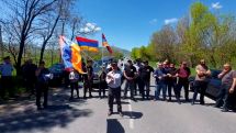 Opposition protesters block key road in Armenia